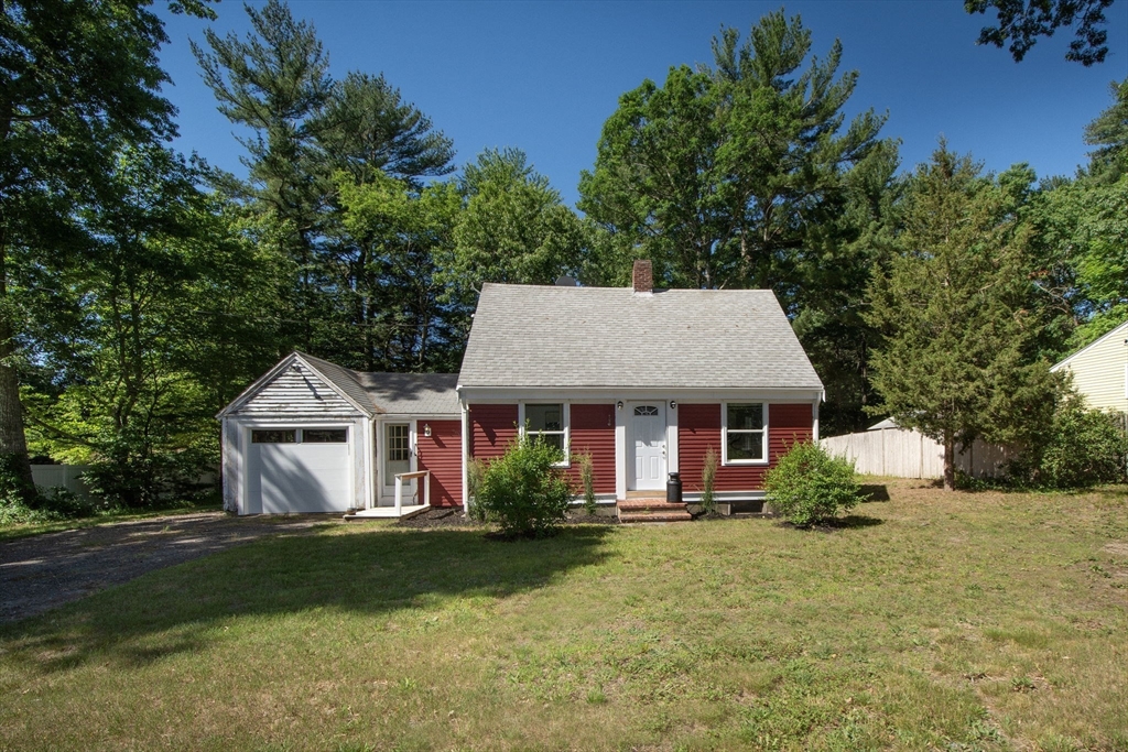 399 Plain Street in Marshfield