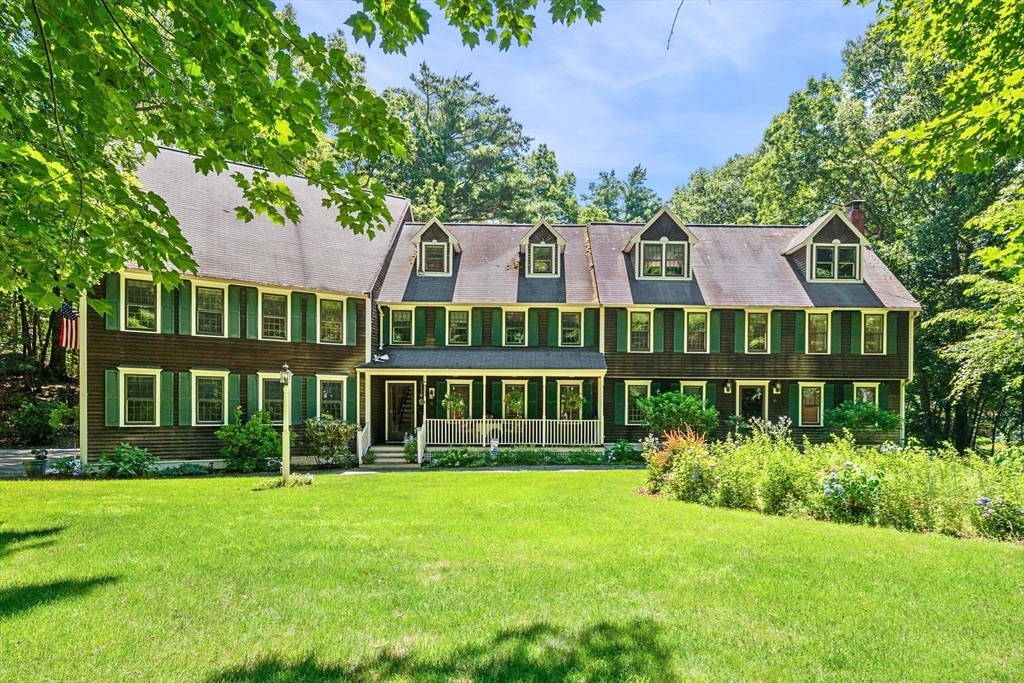 11 Rocky Woods Rd in Groveland