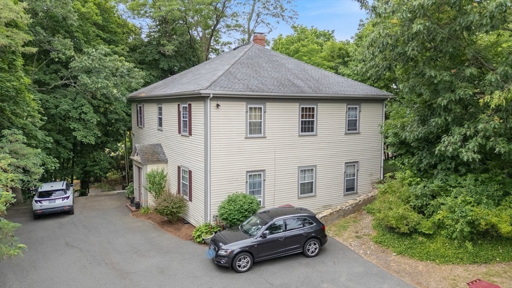 60 Vinton St #3 in Melrose
