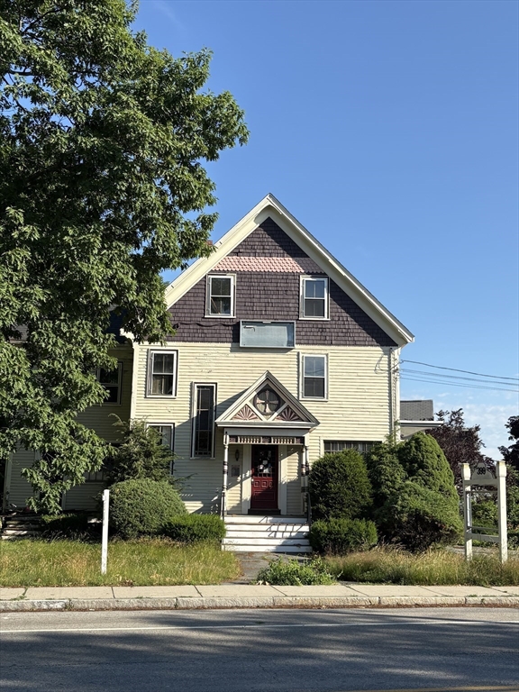 399 S Main St in Haverhill