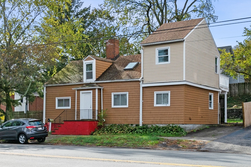 145 Boston St in Salem