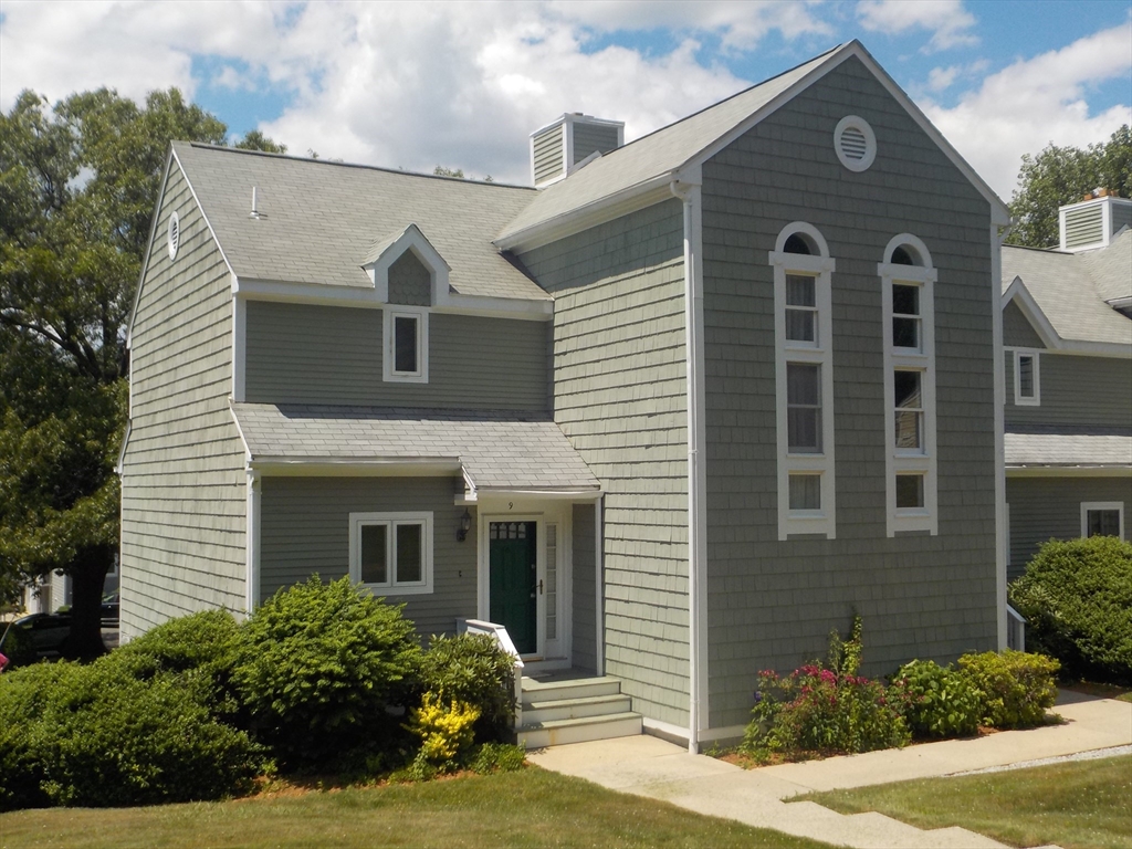 9 Fairway Lane #9 in Blackstone