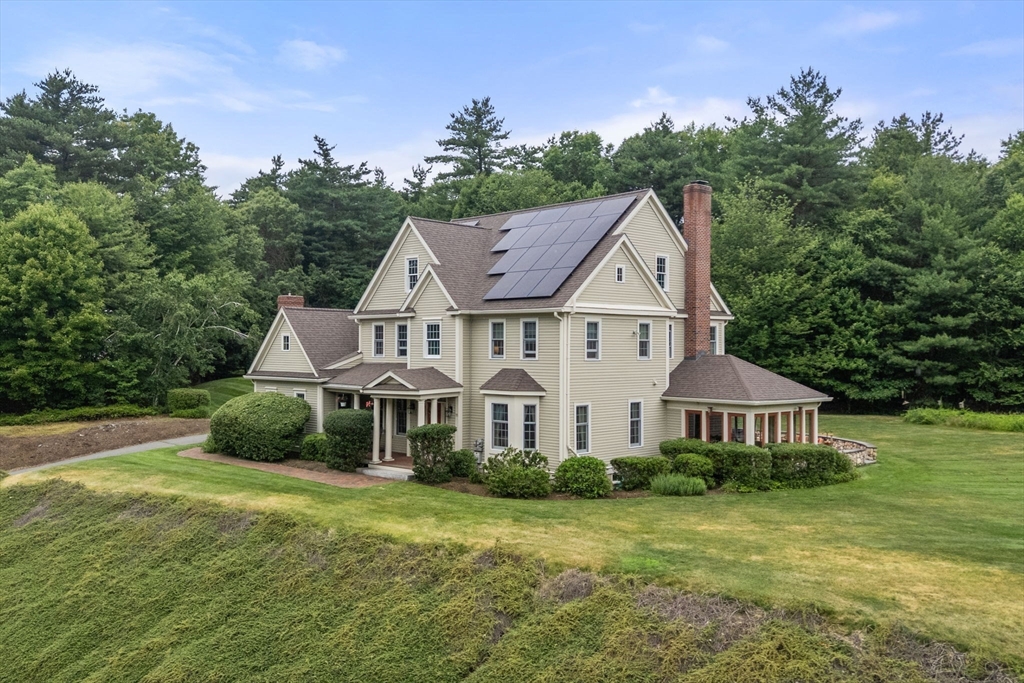 35 Houghton Ln in Boxborough