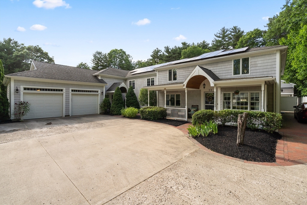 33 Russell Rd in Hanover