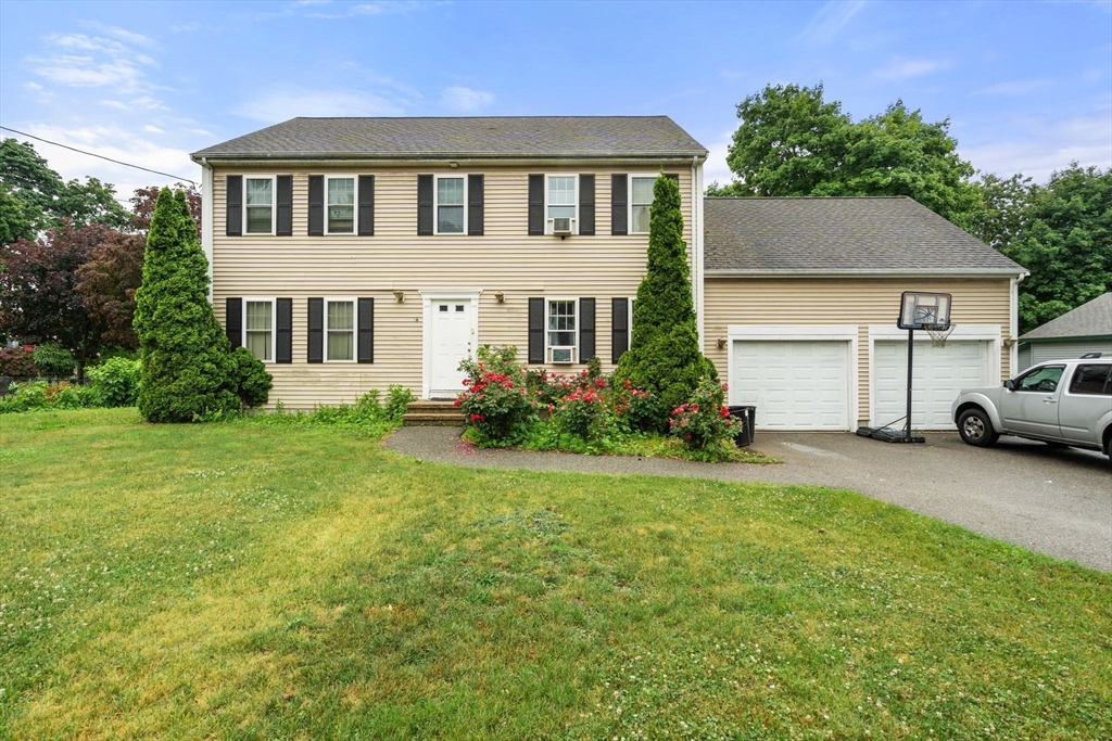 86 Oakland St in Stoughton