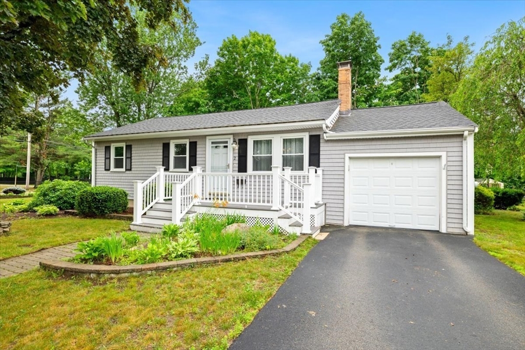 2 Margaret Rd in Foxboro