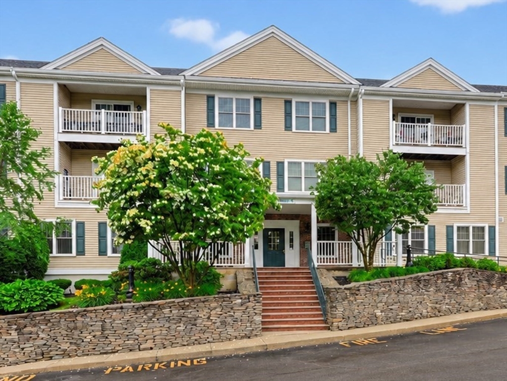 1 Lenox St #205 in Norwood