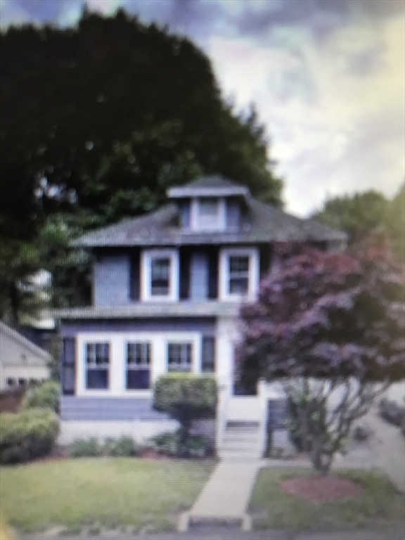 12 Regina Rd in Lynn