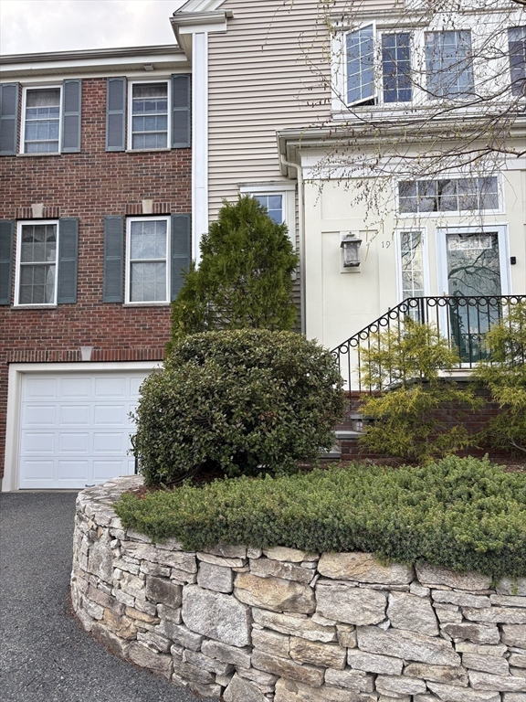 19 Imperial Ct #19 in Westborough