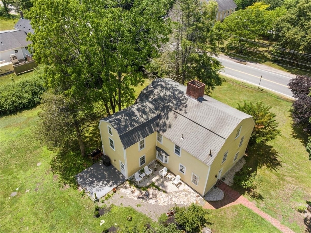 2 Elm St in Boxford