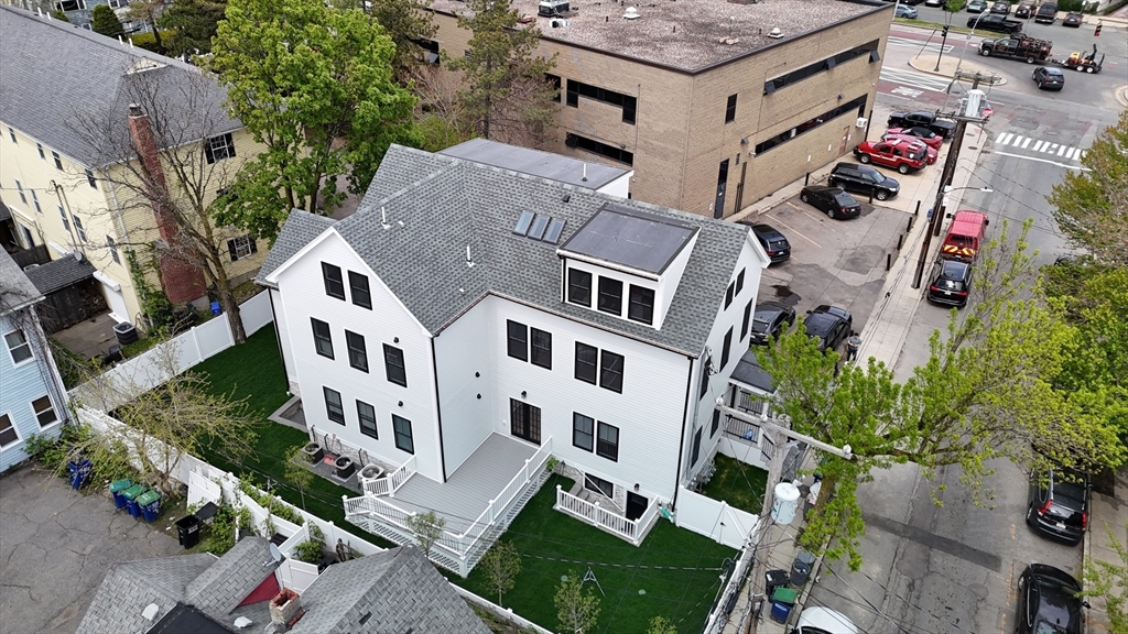 174 Walnut Street in Somerville