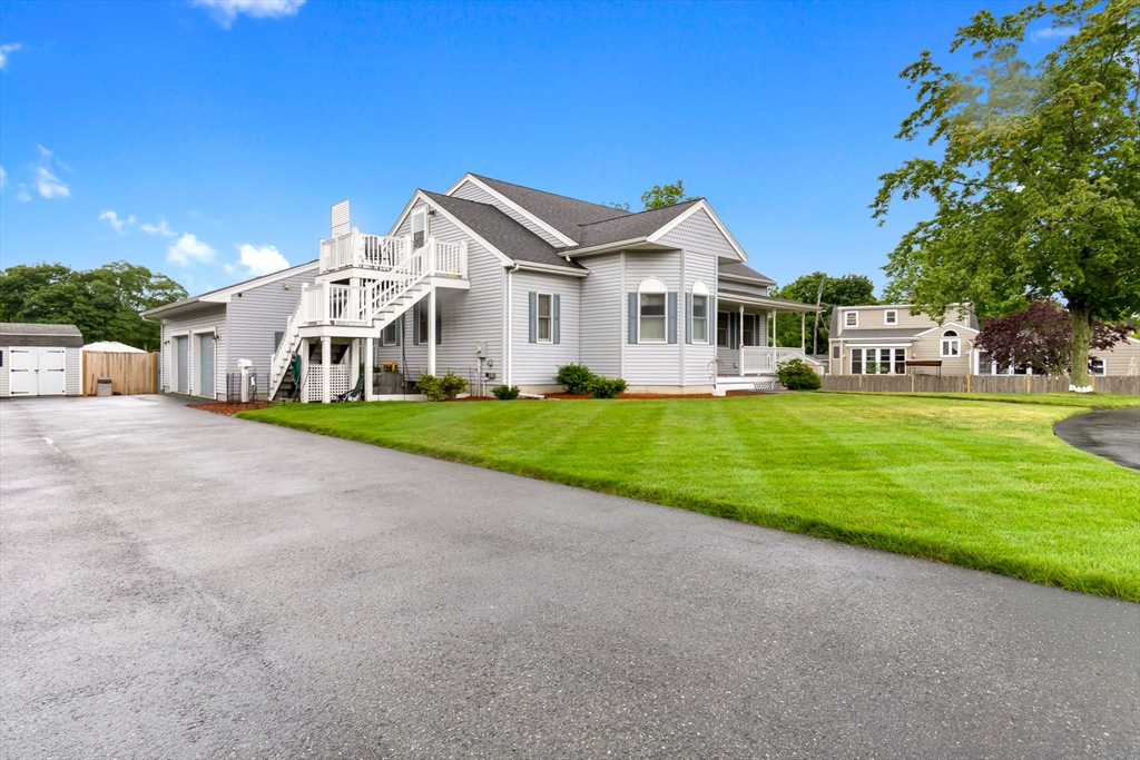 4 Calas Circle in Peabody
