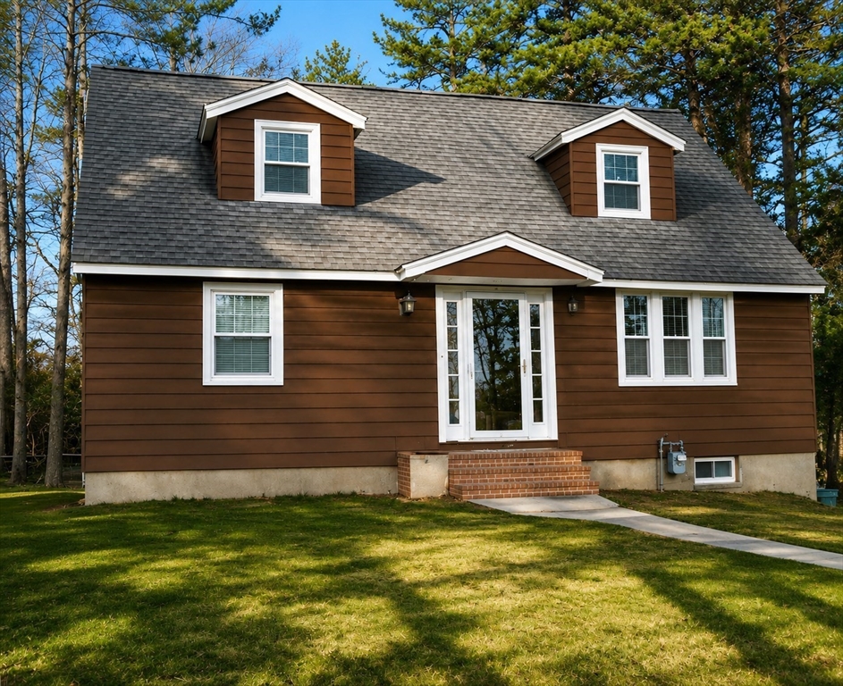36 MIddlesex Road in Tyngsboro