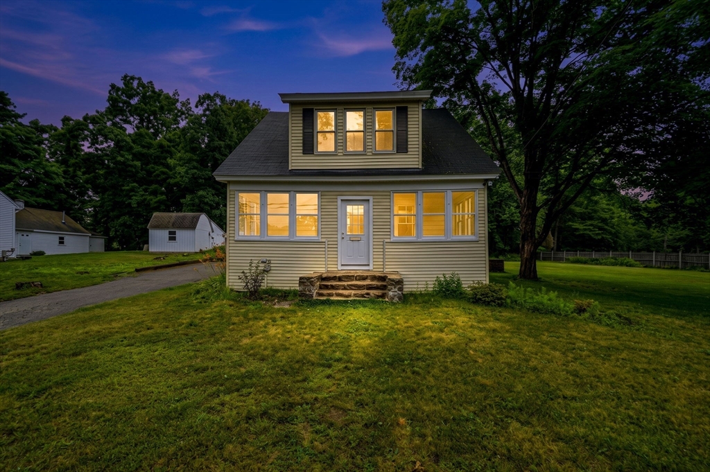 26 Hough Rd in Sutton