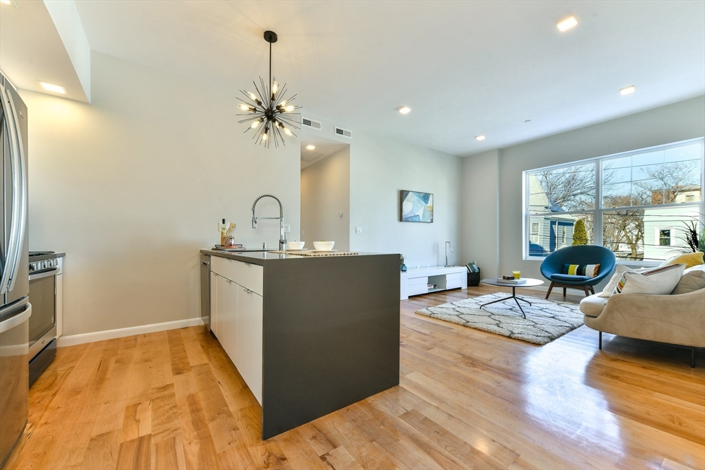 87 Parker St #403 in Chelsea