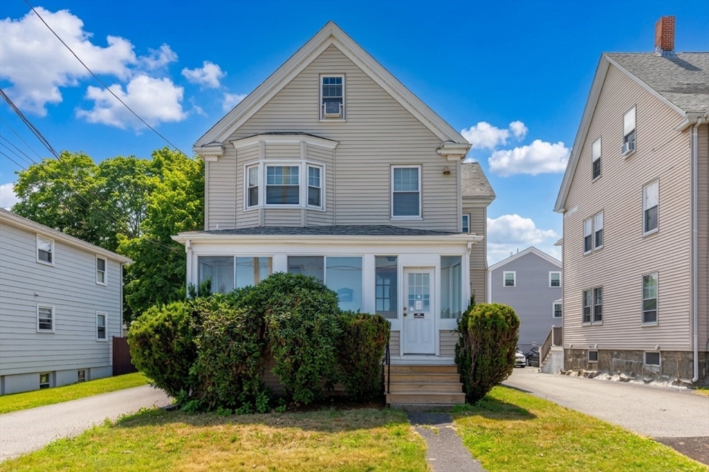 251 Newport Ave in Quincy