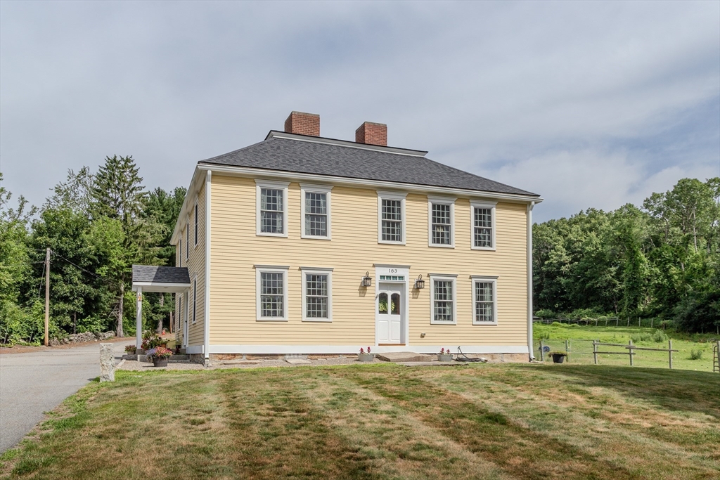 183 Main St in Boylston