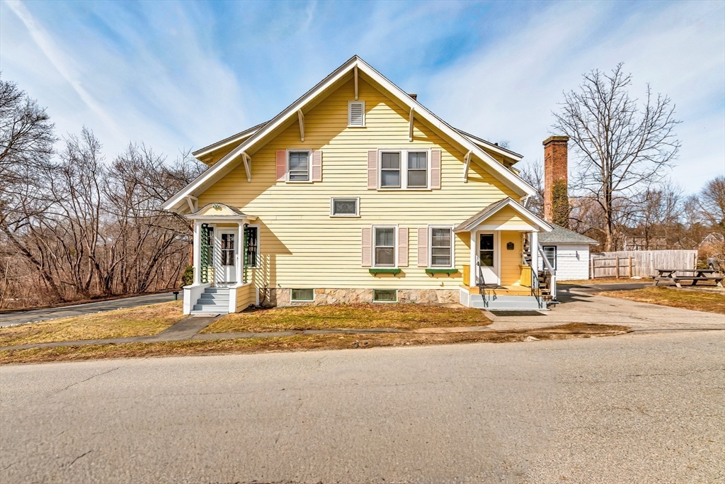 219 Pelham Street in Methuen