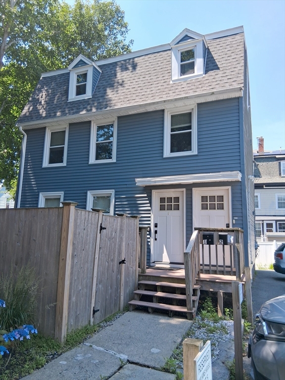 46 1/2 Essex St in Salem