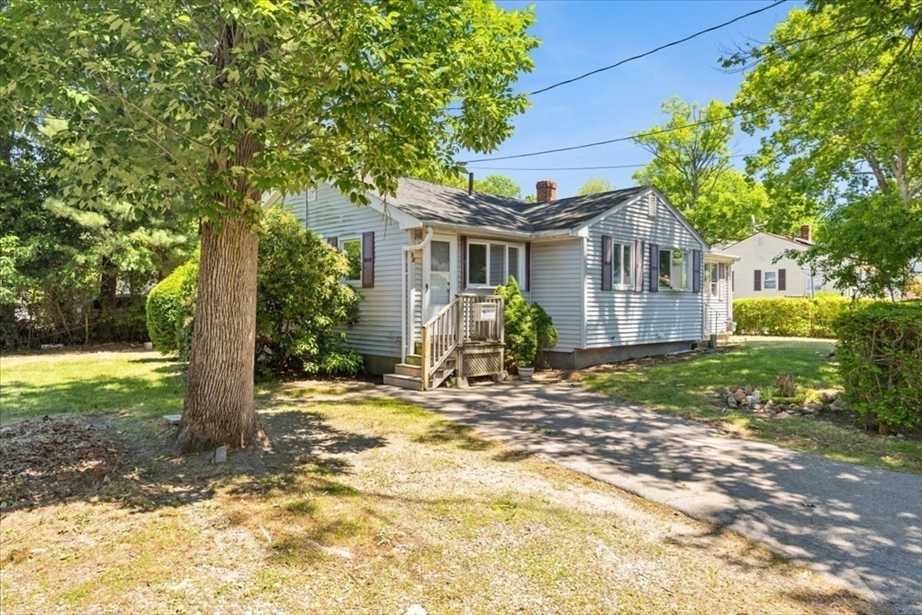 52 Jacob St in Brockton