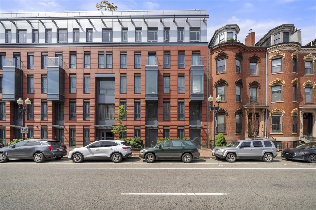 691 Massachusetts Ave #TH102 in Boston