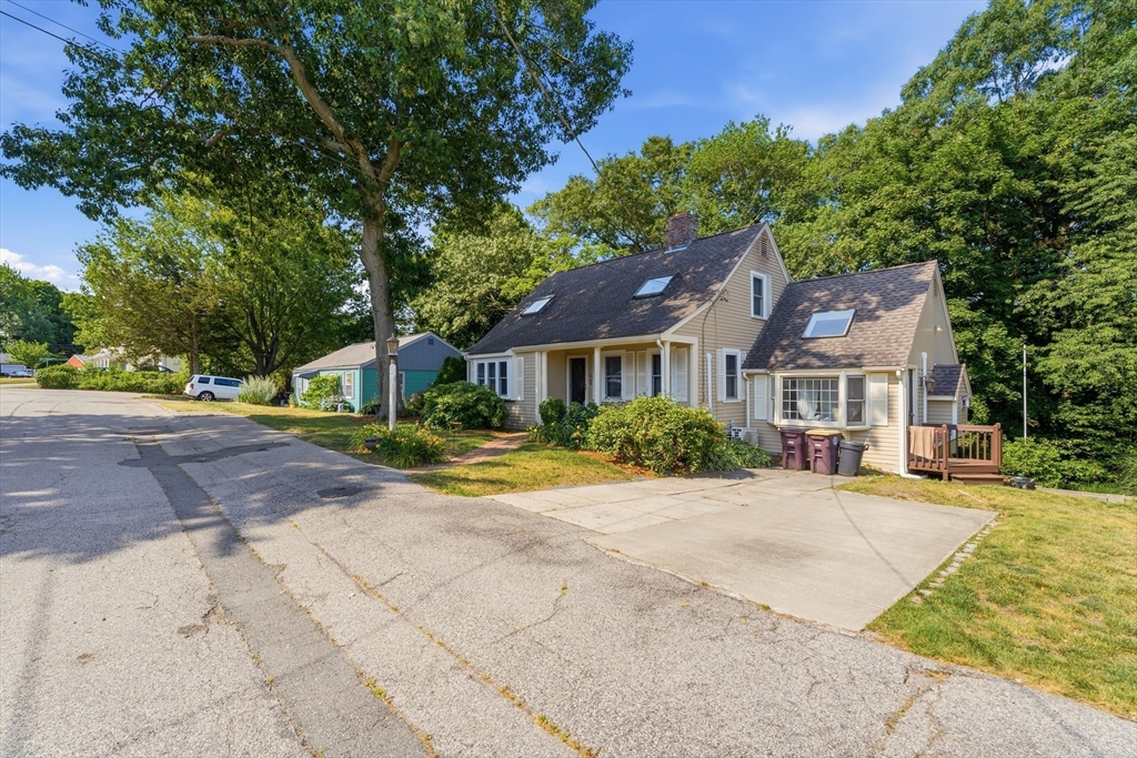 125 Jaffrey St in Weymouth