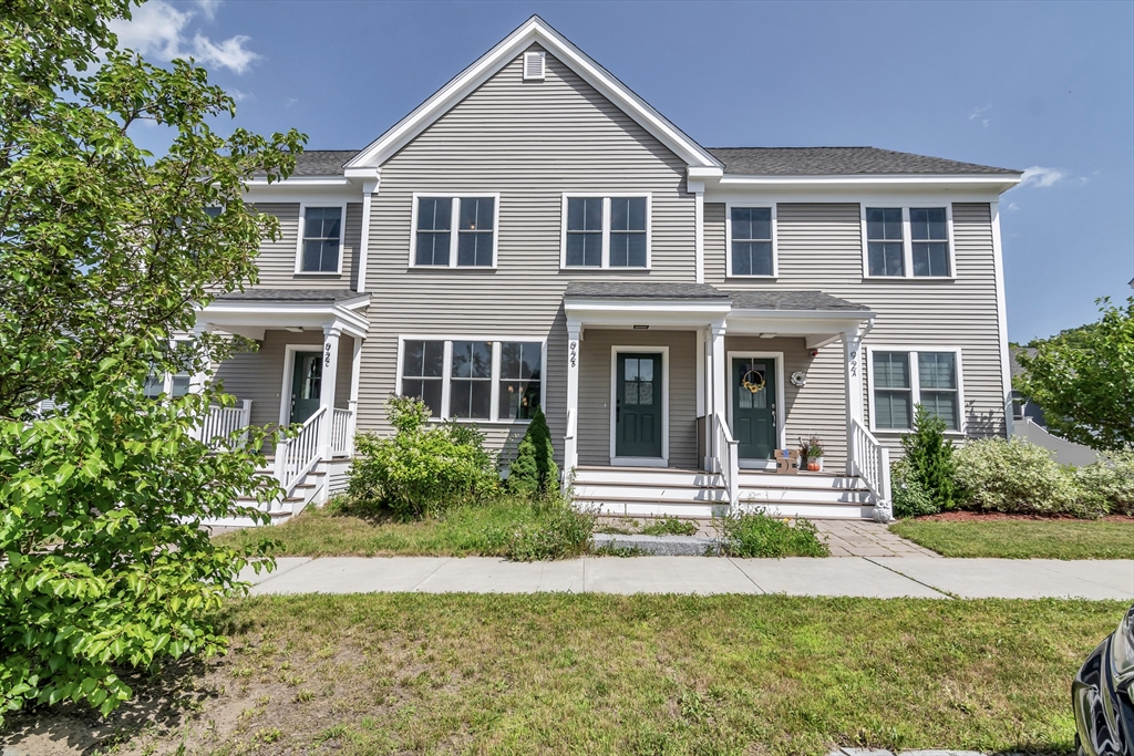 92 Grant Rd #B in Devens