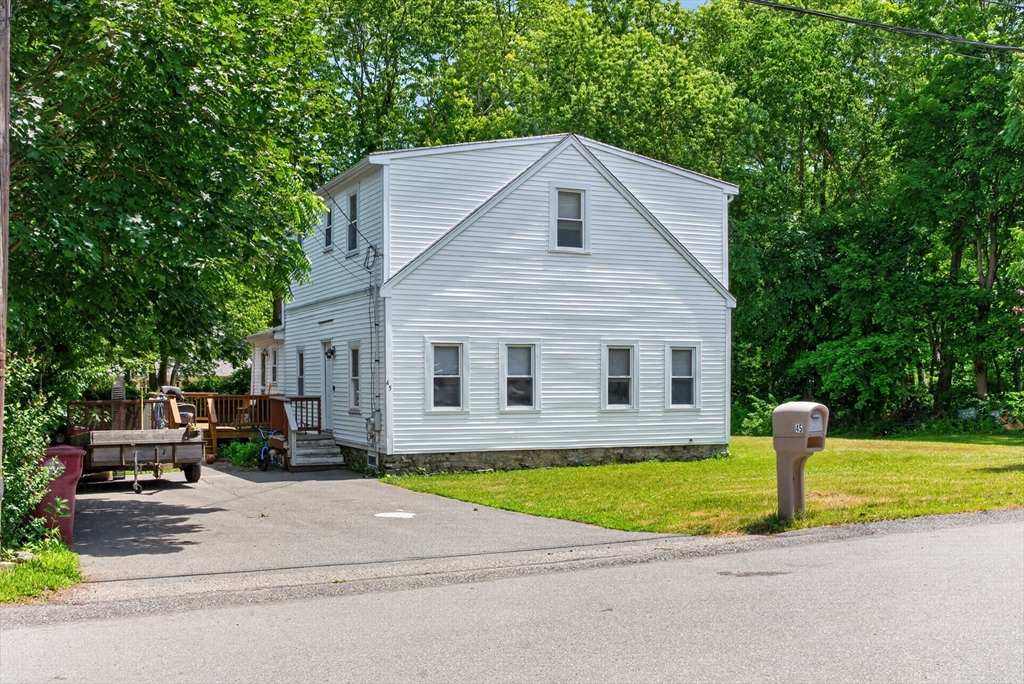45 Forest St in Middleboro