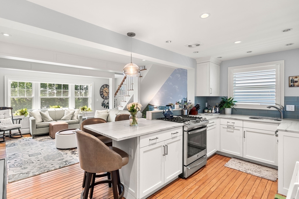 6 Colonial Court in Marblehead