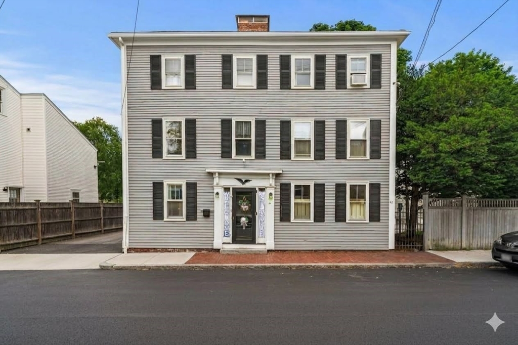 65-67 Lime St #2 in Newburyport