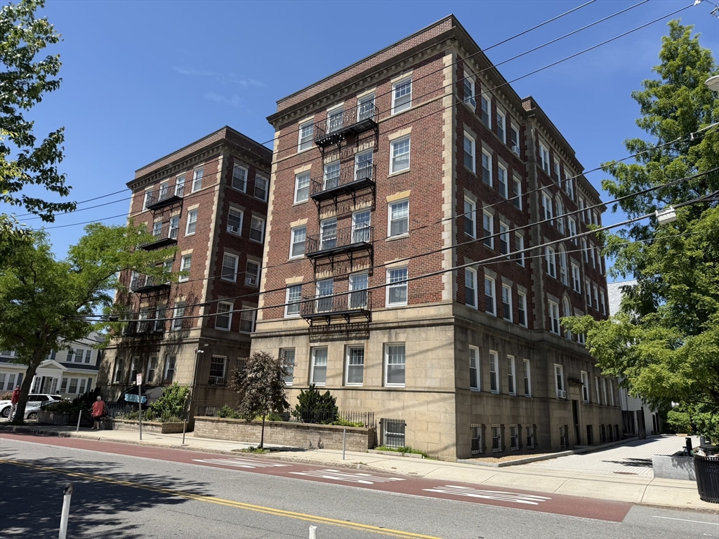 36 College Ave in Somerville