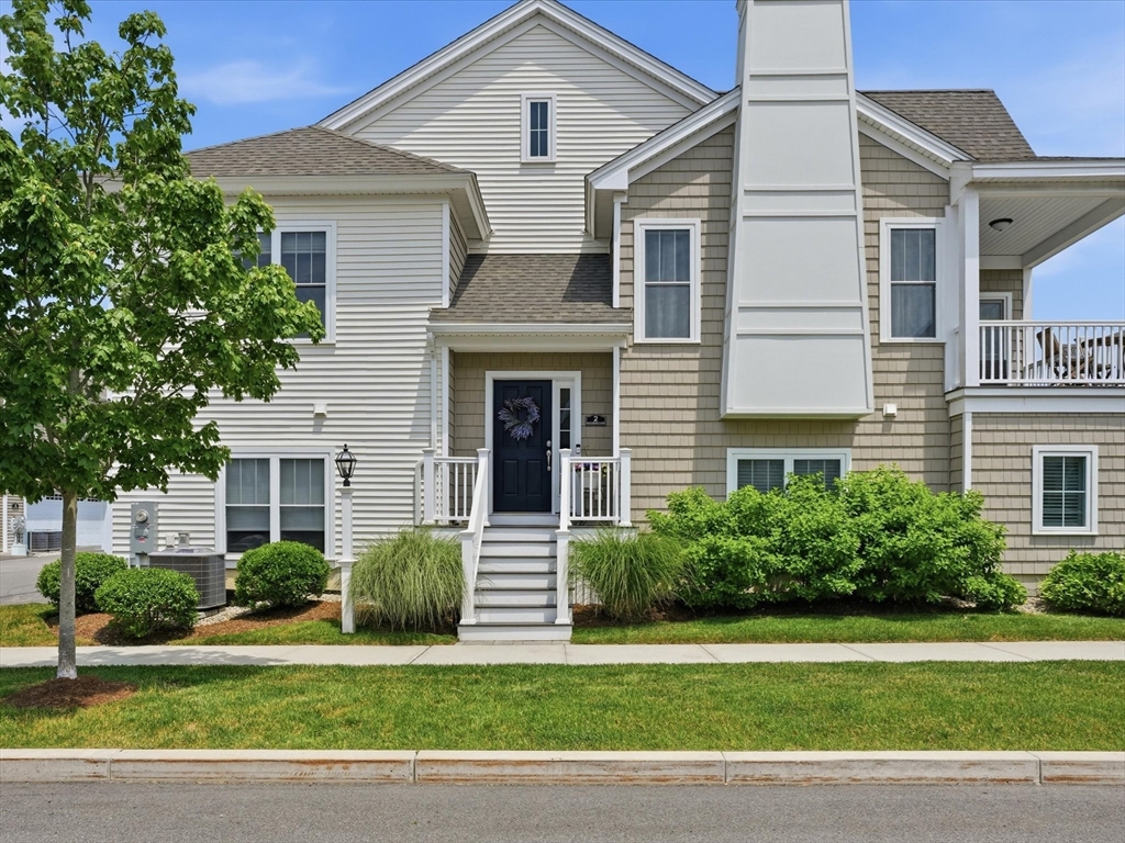 2 Blackberry Ln in Plymouth