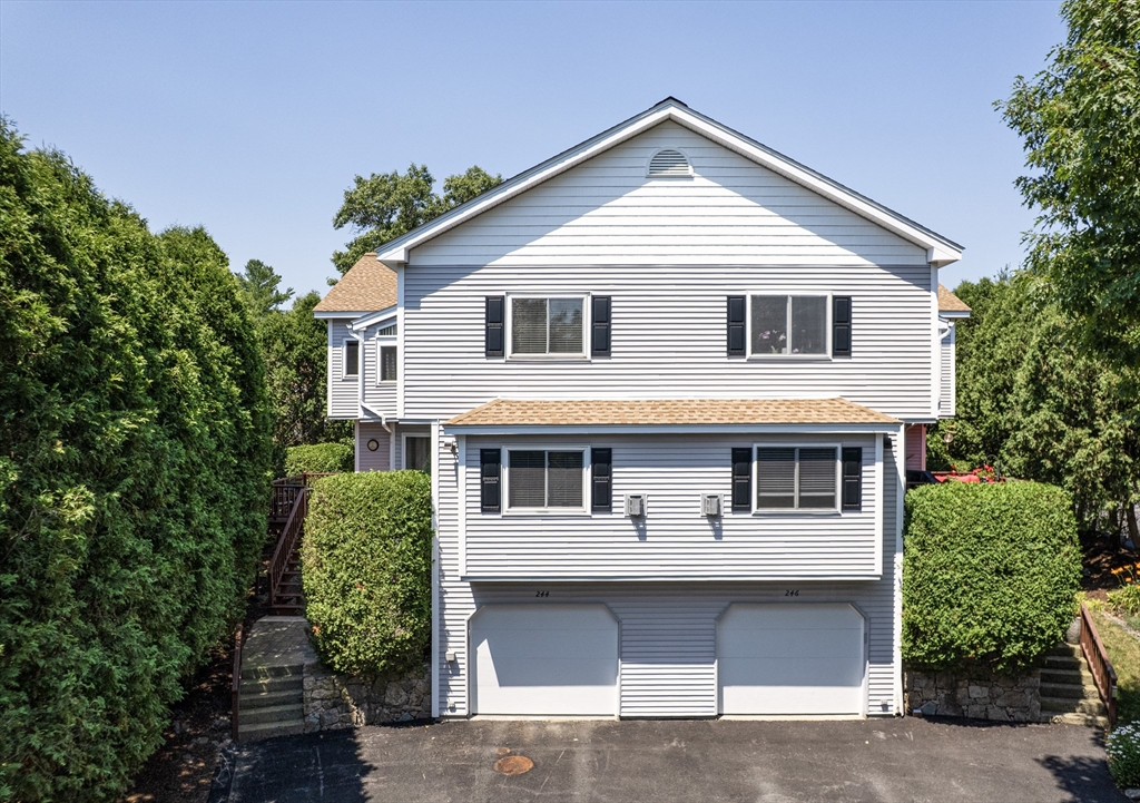 244 Algonquin Trail #244 in Ashland