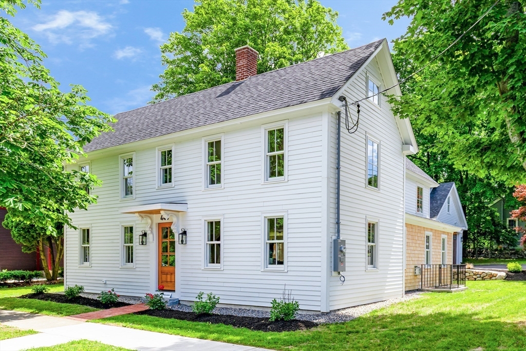 443 Merrimac St in Newburyport