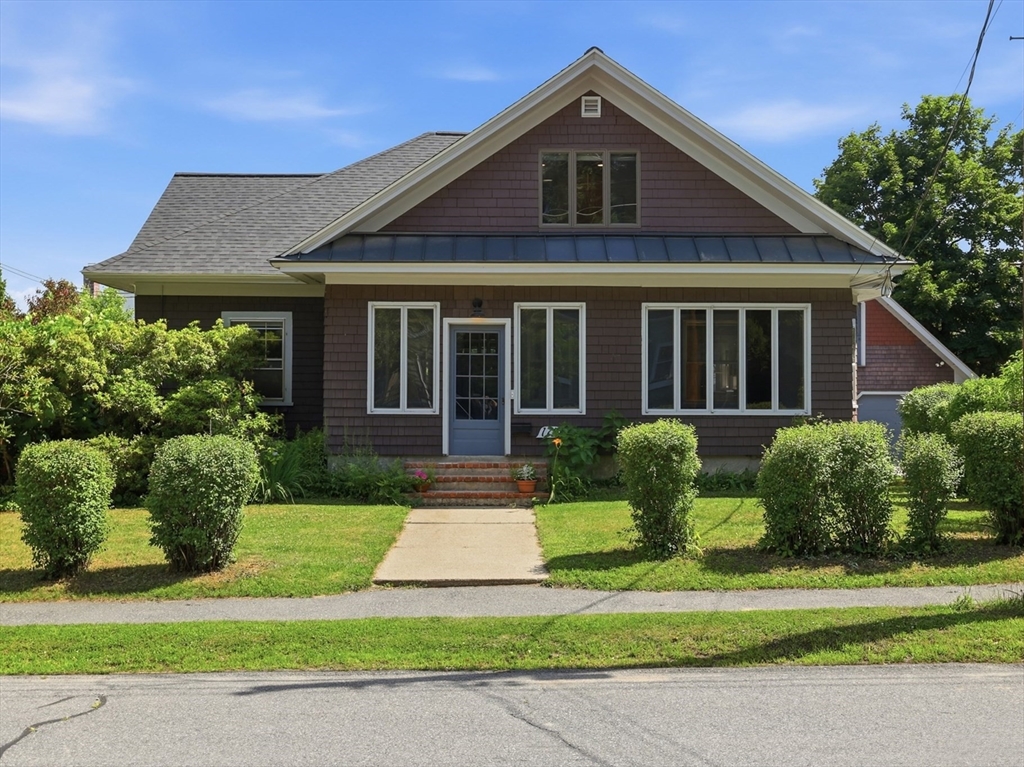 175 Central St in Concord