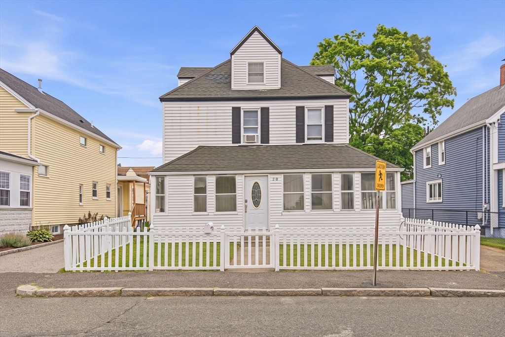 20 Bell St in Quincy
