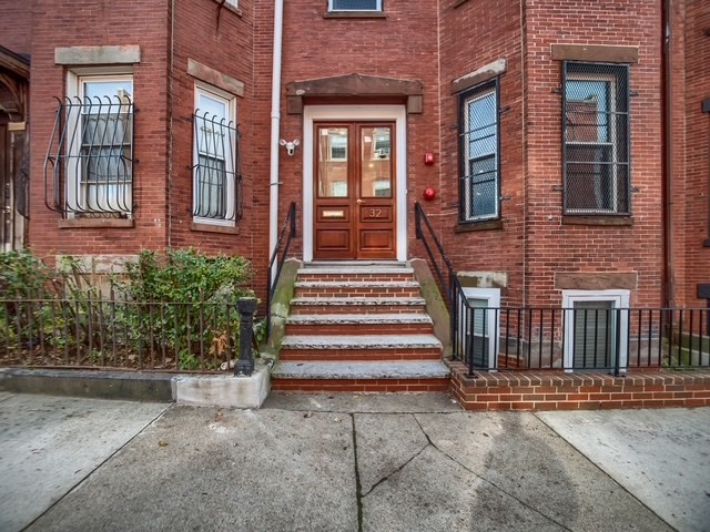 32 Williams St #1 in Brookline