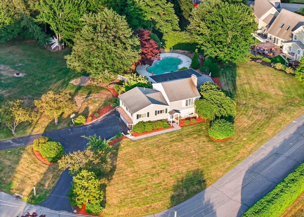 96 Sunrise Ave in Leominster
