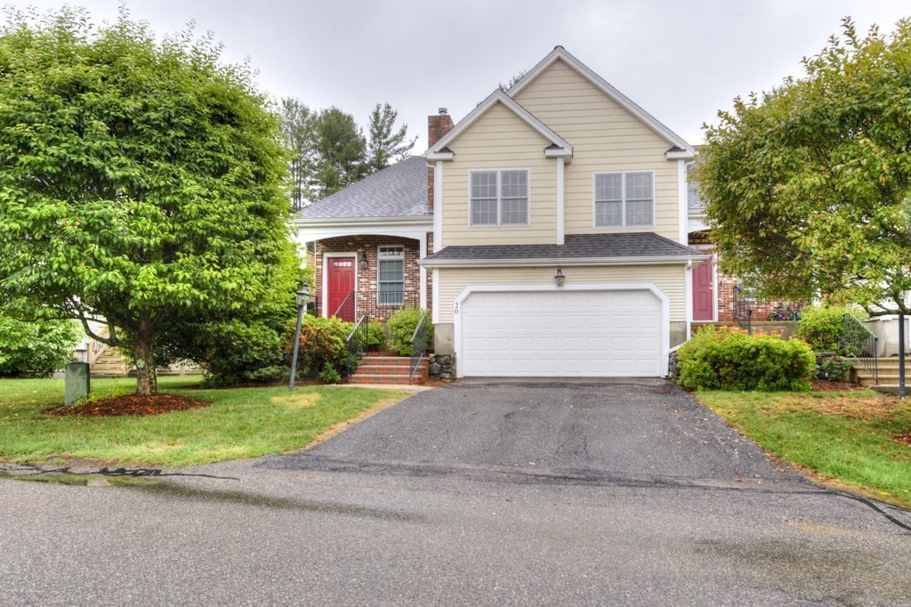 20 Northgate #14 in North Grafton