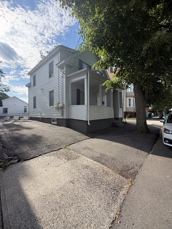 70 Robinson St in Lynn