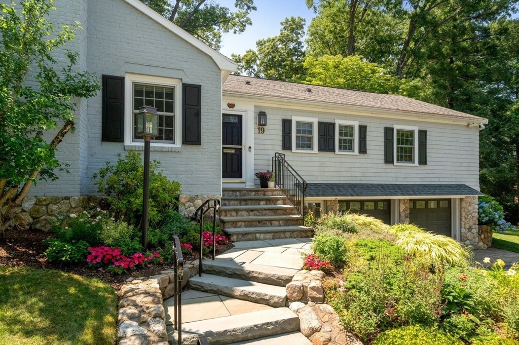 19 Druid Hill Rd in Newton Highlands