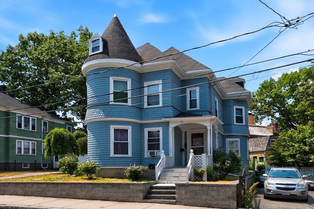 20 John St in Chelsea