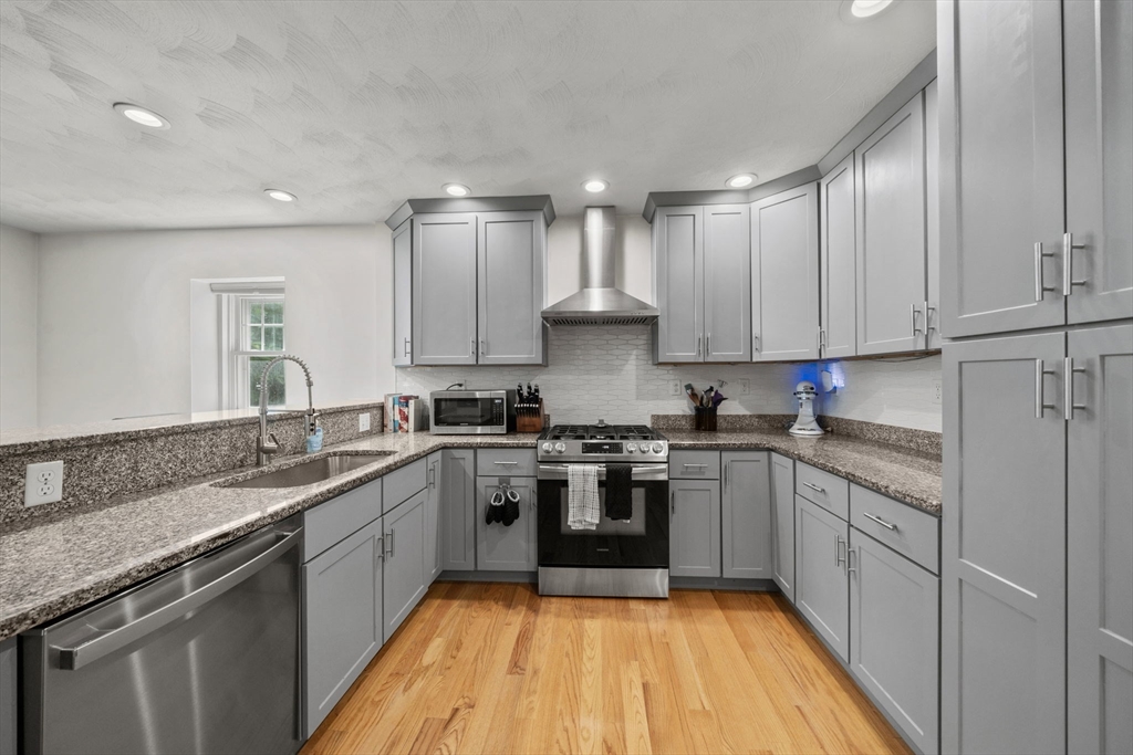 55 Cherry St #1 in Chelsea