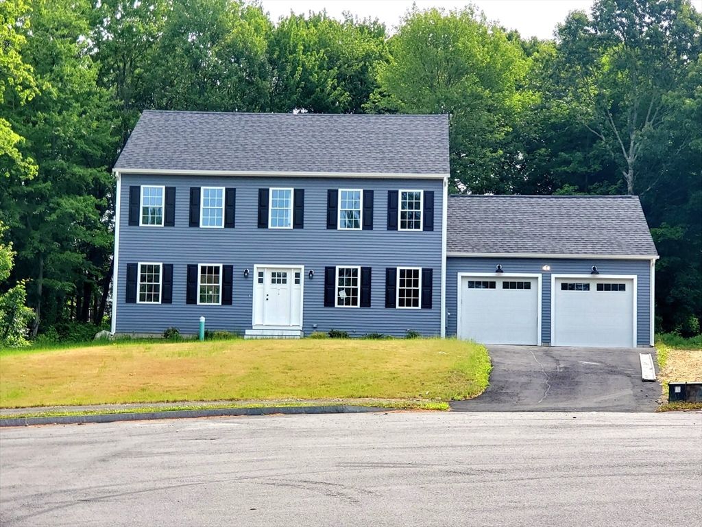 196 Arthur St in Brockton