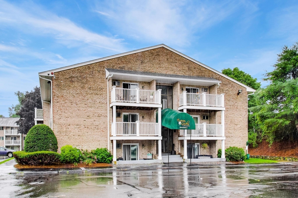 200 Manning Street #27C in Hudson