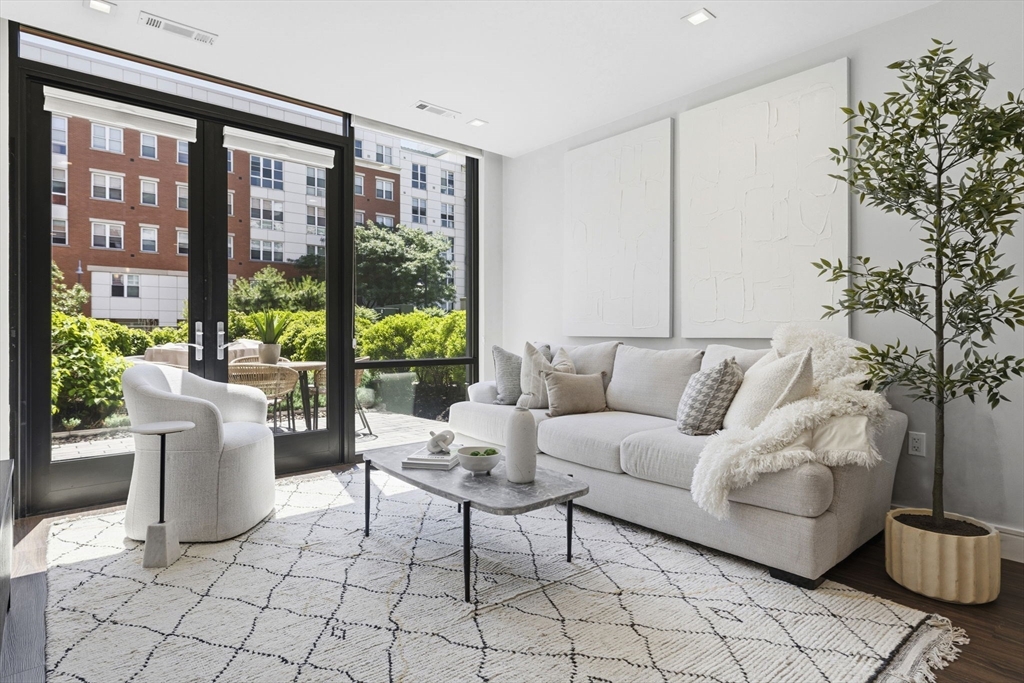 99 Sumner St #101 in Boston
