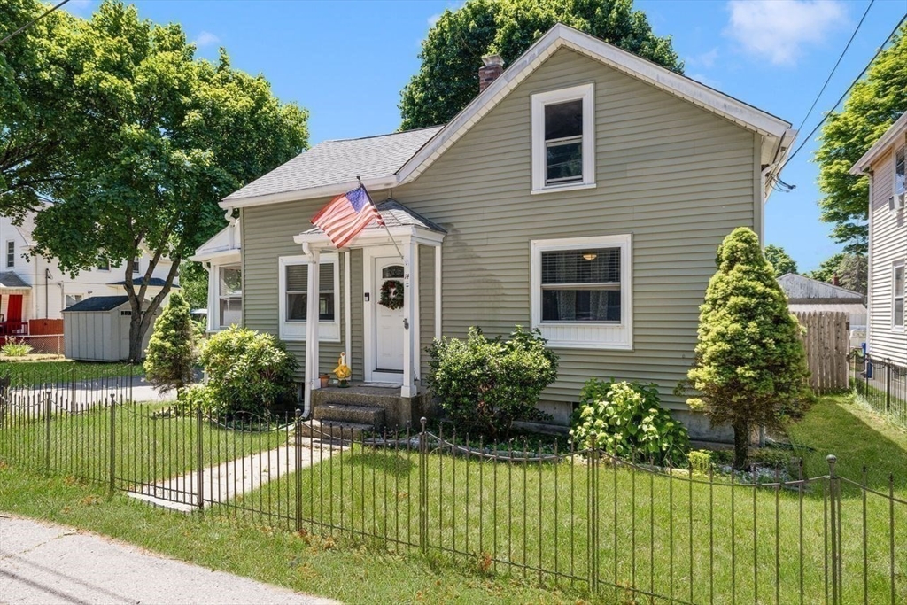 14 Sibley in Attleboro