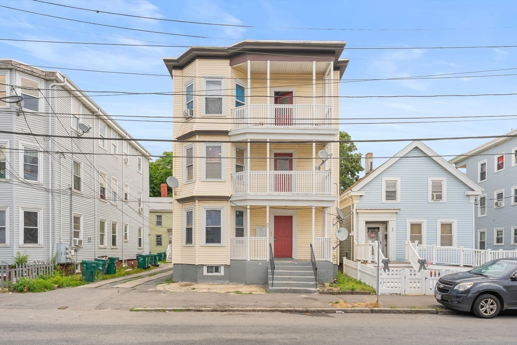 60 Commercial St in Lynn