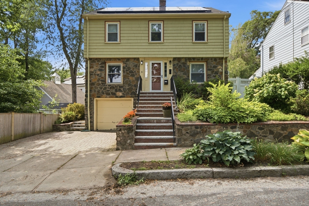 12 Chester St in Arlington
