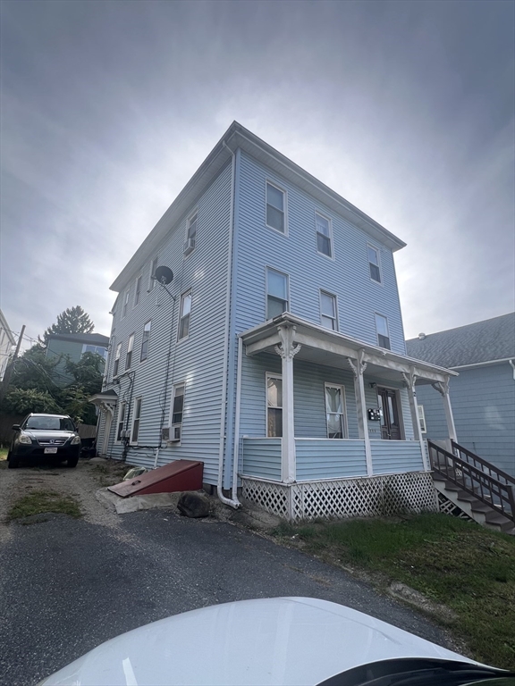 12 Whitney in Worcester